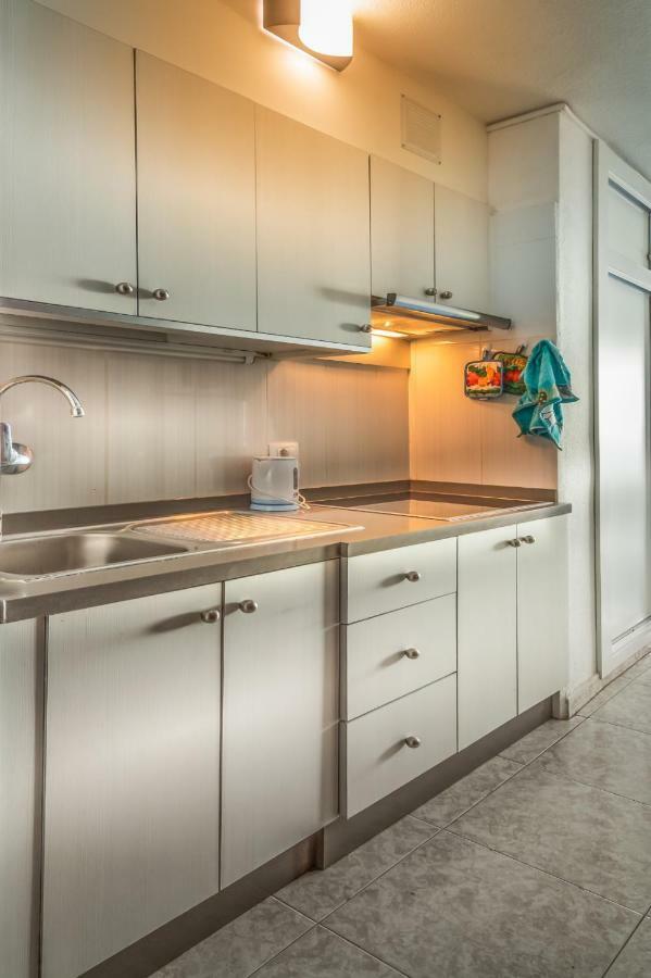 Comodoro Estudio Vista Mar Explotaciones Ravel Arona  Ngoại thất bức ảnh